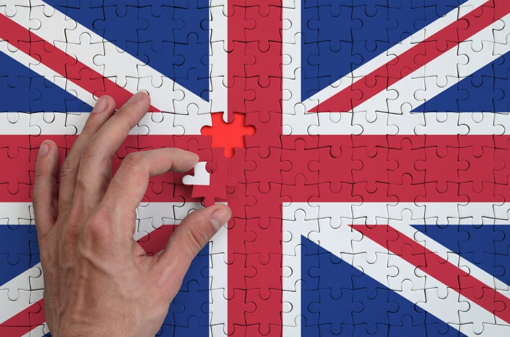 Illustration showing global talent professionals contributing to UK innovation hubs like science parks, incubators, and tech clusters.